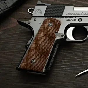 Standard Walnut Checkered Grips - Compact/CCO